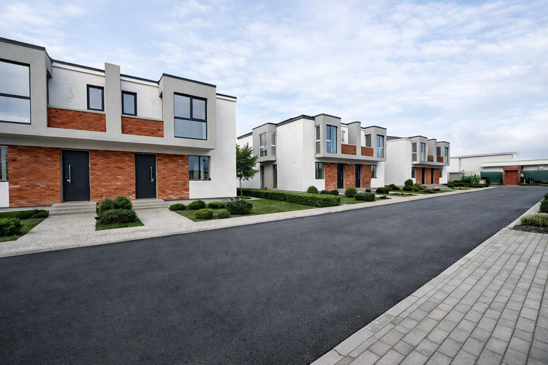 Tunari, casa complex vile Teilor, langa Cosmopolis/Scoala Mark Twain-com 0%