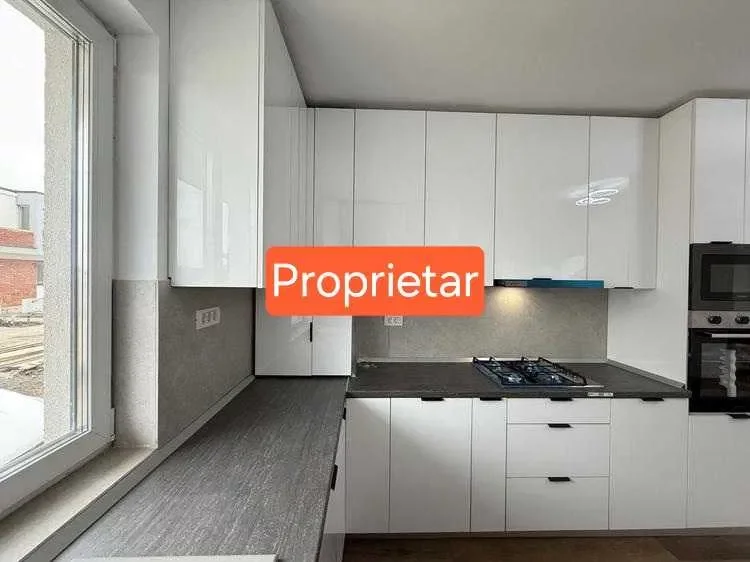 Tunari, casa proprietar (ultimele 3 case), Scoala Mark Twain, Cosmopolis